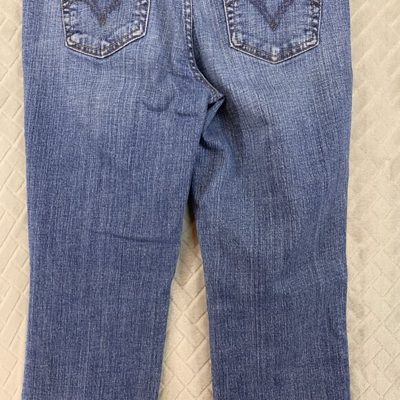 Levis 505 Womens 4 Short Denim Jeans Blue 505 Straight Leg Medium Wash Stretch - Picture 13 of 16